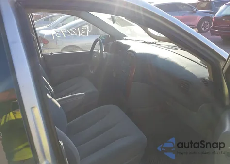 2006 Chrysler Town & Country Lx z USA, uszkodzony, nr VIN 1A4GP44R66B609921